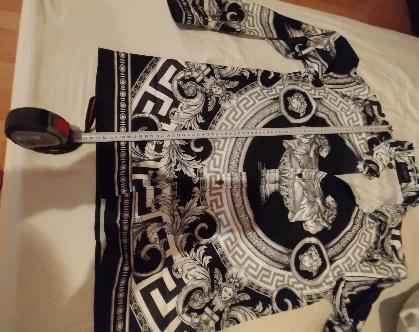 Versace Hemden: Camicia uomo Versace – Neu und originalverpackt aus St. Gallen von bar_z5zd 5