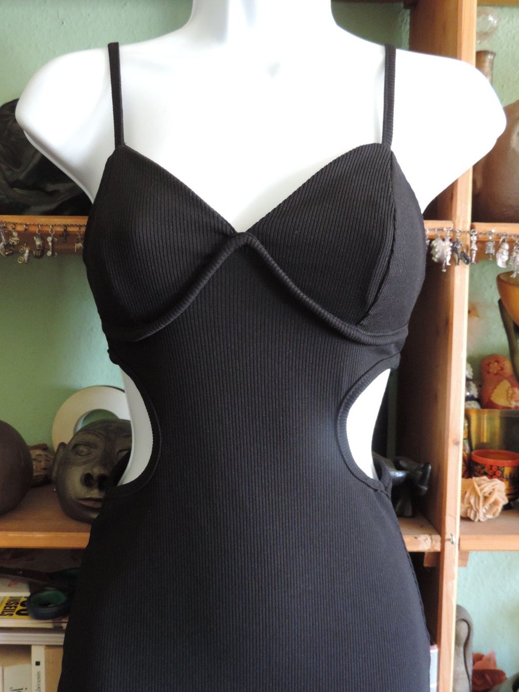 Kleider: robe sexy noire moulante – Gebraucht aus Genève von Axelle333 7
