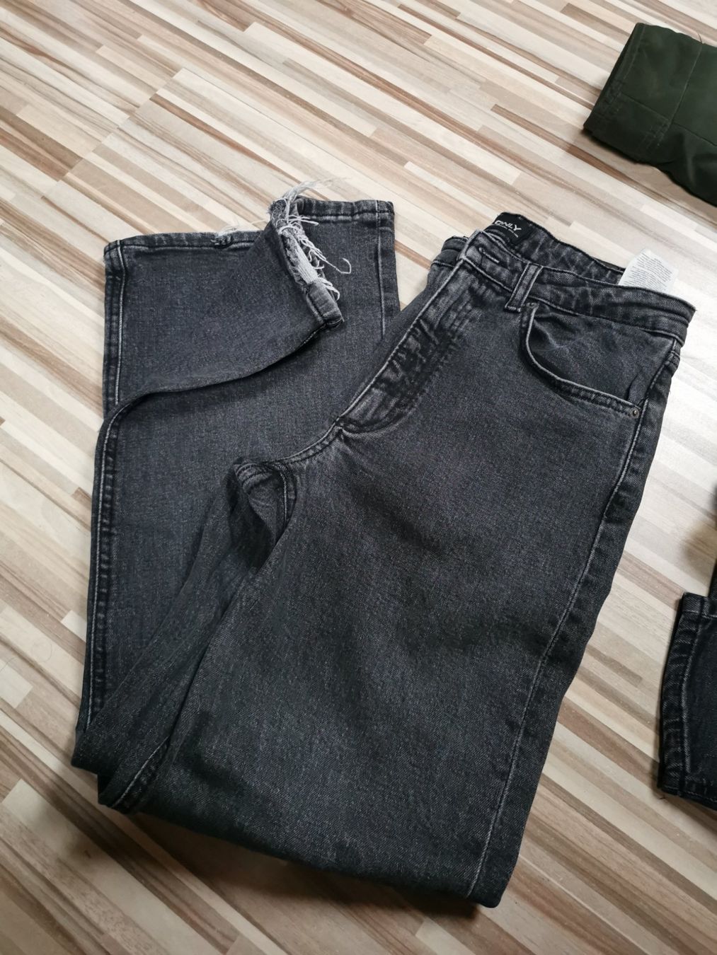 Kleiderpakete & -sets: 4x Only Jacke und Hosen – Gebraucht aus Sumiswald von Holzwurm72 3