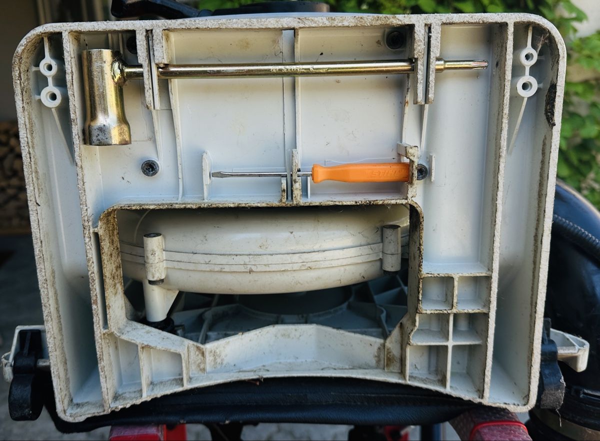 Stihl Laubbläser & Laubsauger: Laubbläser Stihl  – Gebraucht aus Oberbuchsiten von Schmbe 2