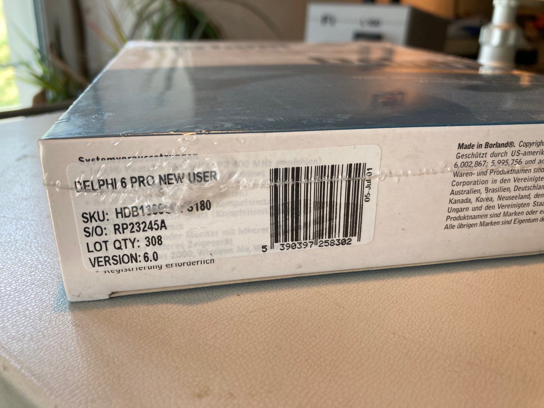 Software: Borland Delphi 6.0. Professional originalverpackt – Nuovo e nell'imballaggio originale da Bäretswil venduto da Nanobit 2
