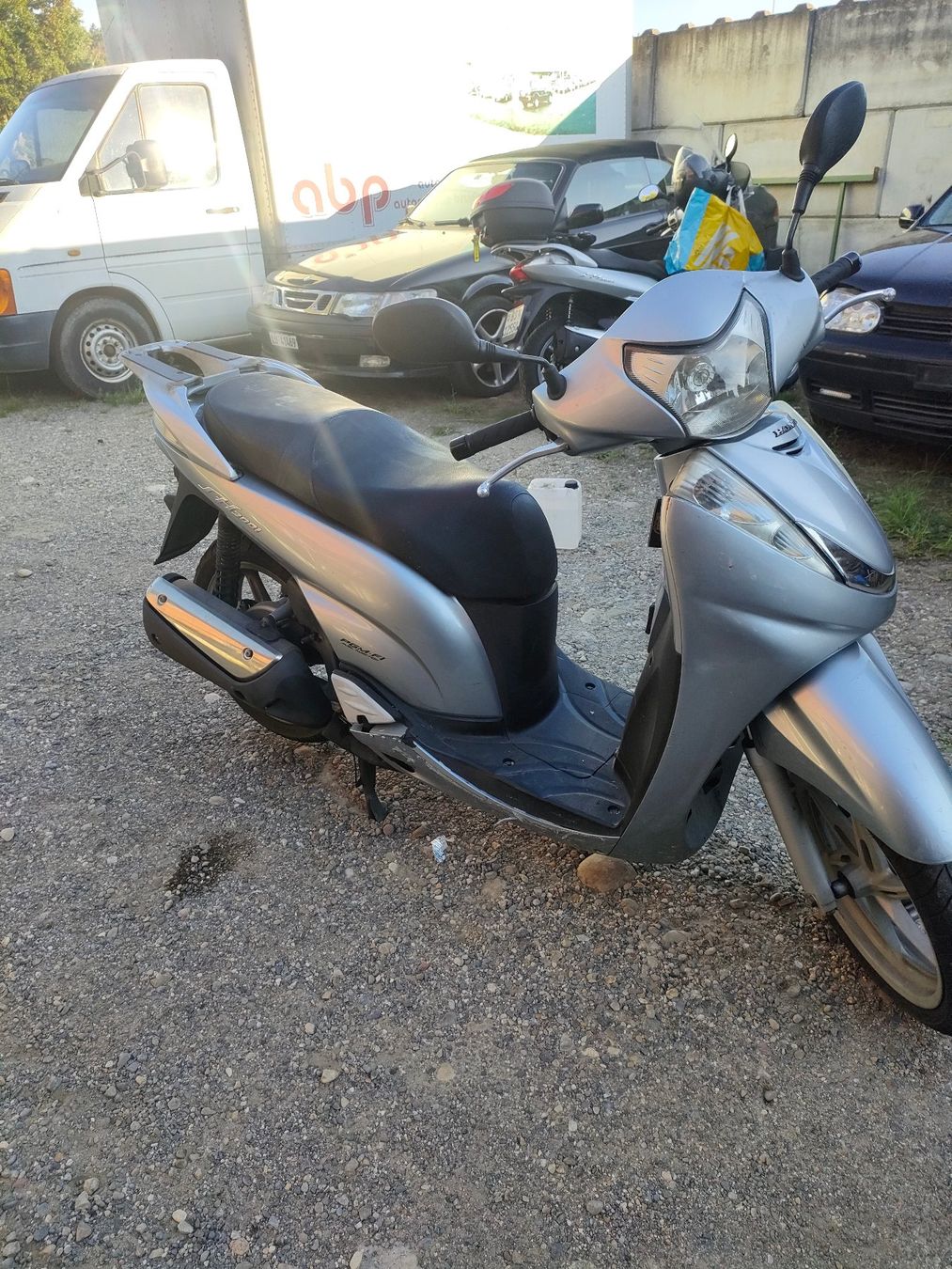 Honda Scooters: Honda Roller – Gebraucht aus Basel von pig_r5sq 1