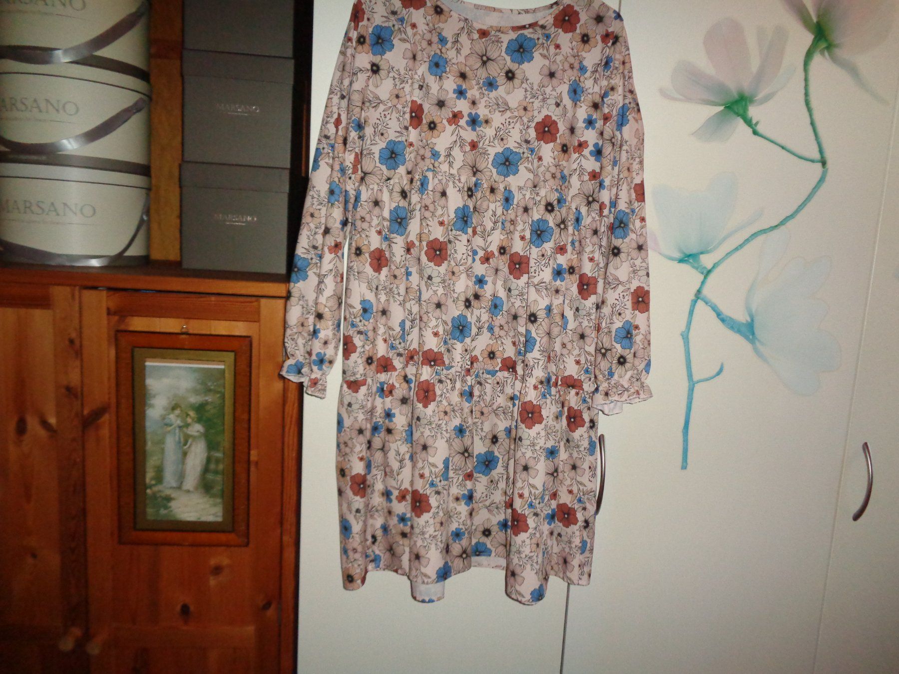Kleider: *** Blumen Kleid *** – Neu (gemäss Beschreibung) aus Othmarsingen von Leuchtturmlady 2