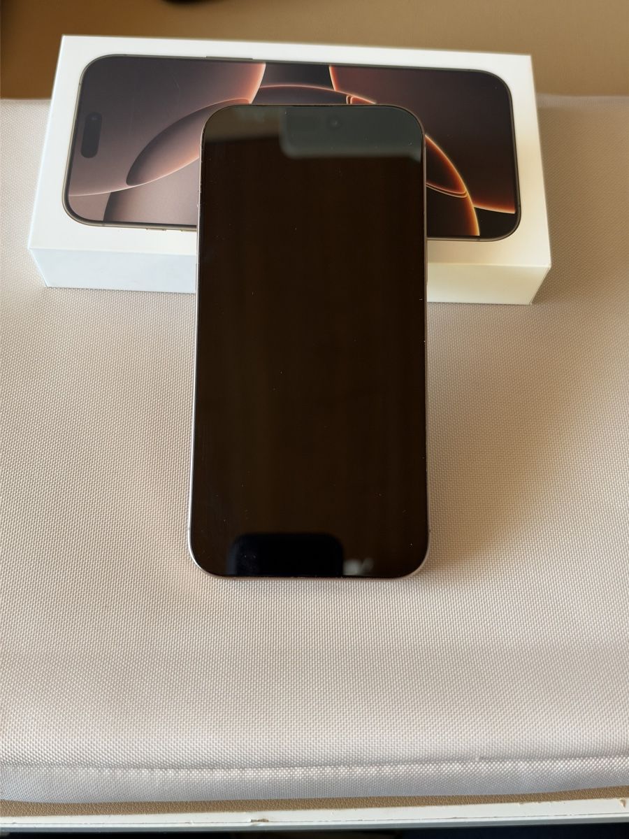 Apple Telefoni cellulari / Smartphones: iPhone 16 Pro Max 512 GB - Desert Titanium – Usato da St. Gallen venduto da AsanwaChee 3