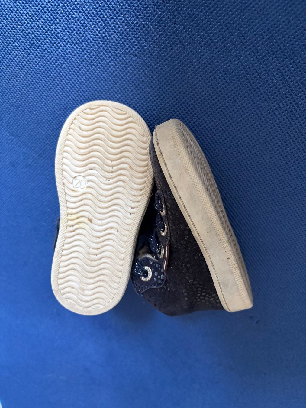 Schuhe für Jungen: Develab, Grösse 20 – Gebraucht aus Triboltingen von zimtsterndli5 1