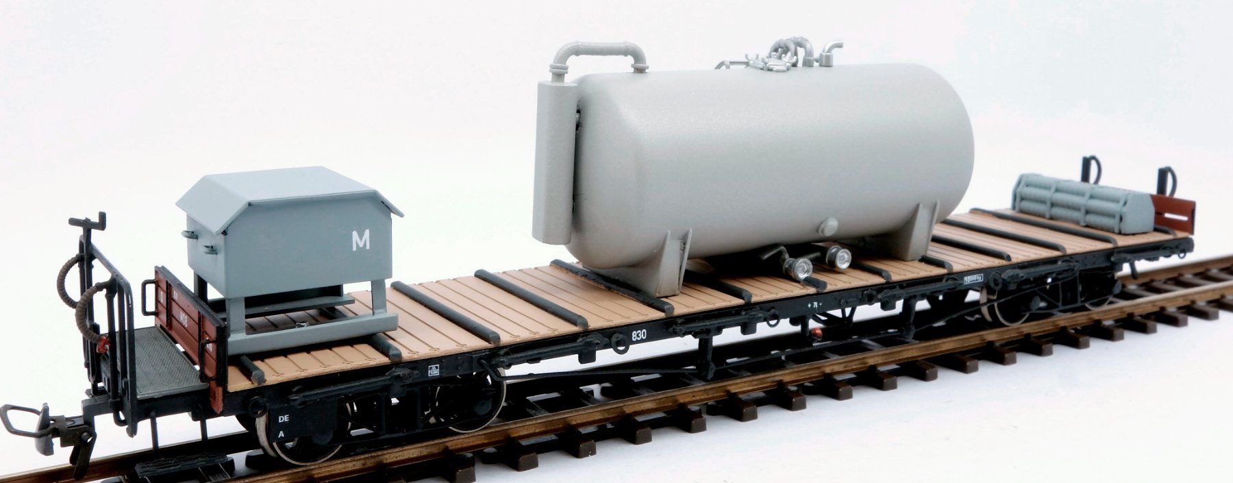 Friho Modellini di ferrovie: MOB Rko 830 mit Zementsilo, HOm – Nuovo e nell'imballaggio originale da Lenk im Simmental venduto da MOB-41