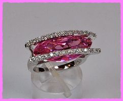 Exklusiver Ring mit Zirkonia