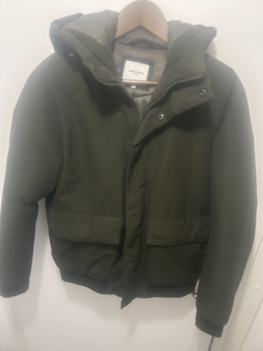 Jack & Jones Jacken: Jack&Jones Bomberjacke Grösse L – Gebraucht aus Horn von aCtutoNR