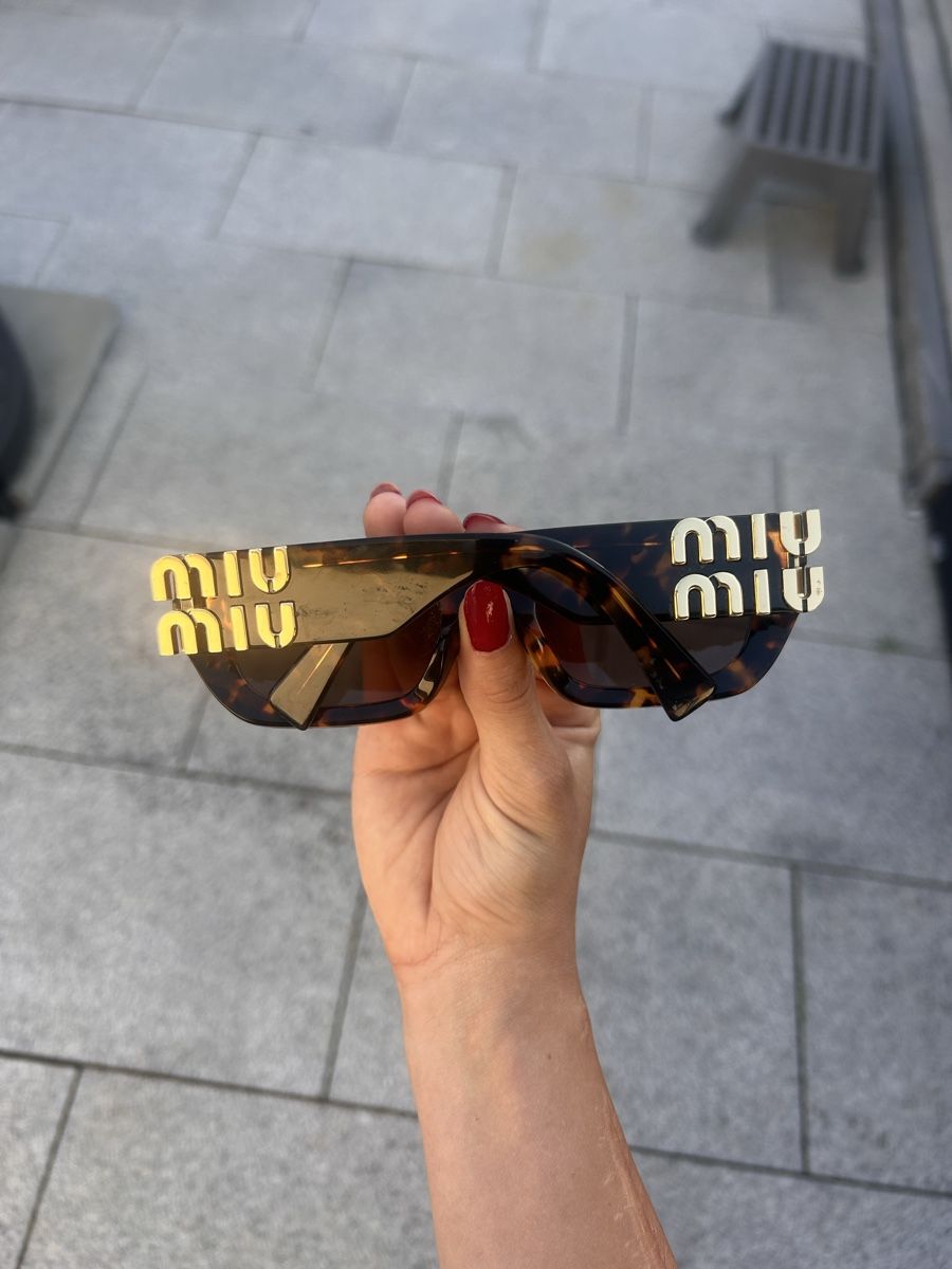 Miu Miu Occhiali & Lenti: miu miu Sonnenbrille  – Usato da Greifensee venduto da fuh_5vxj 1