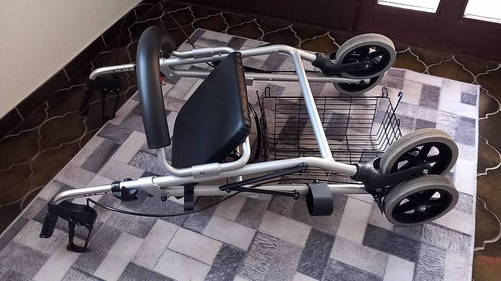 Ausili per la deambulazione: Rollator Trendmobil LR 56 – Usato da Uster venduto da MonikaS010203 2