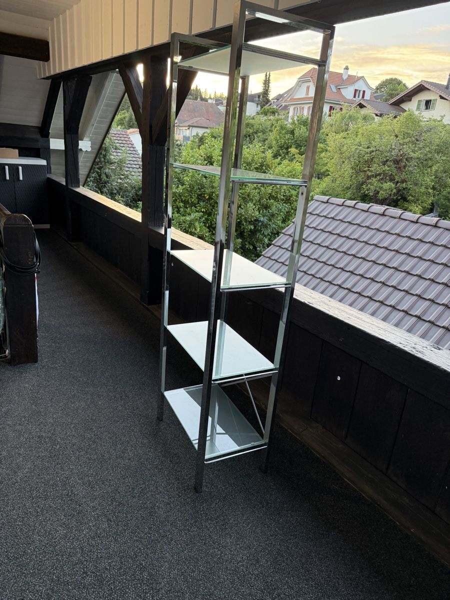 Scaffali: Elegantes Glass-Metall Regal – Usato da Gümligen venduto da Miguele_be 1