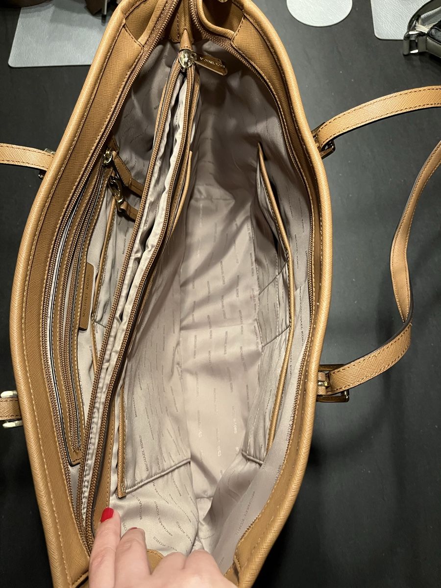 Michael Kors Borse da donna: Michael Kors Jet Set Travel – Usato da Nürensdorf venduto da sokki09 4