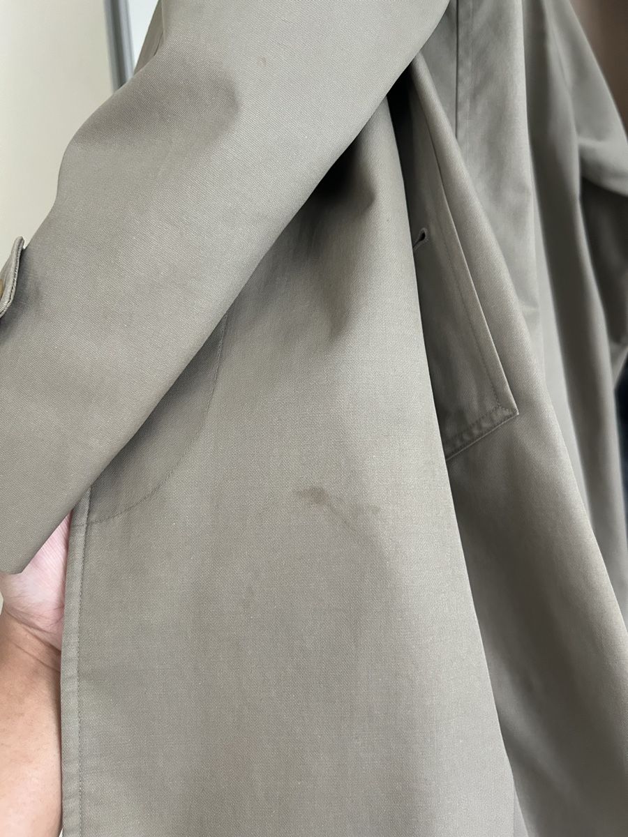 Burberry Cappotti: Original Burberry Trenchcoat – Usato da Ziefen venduto da Elar_store 3