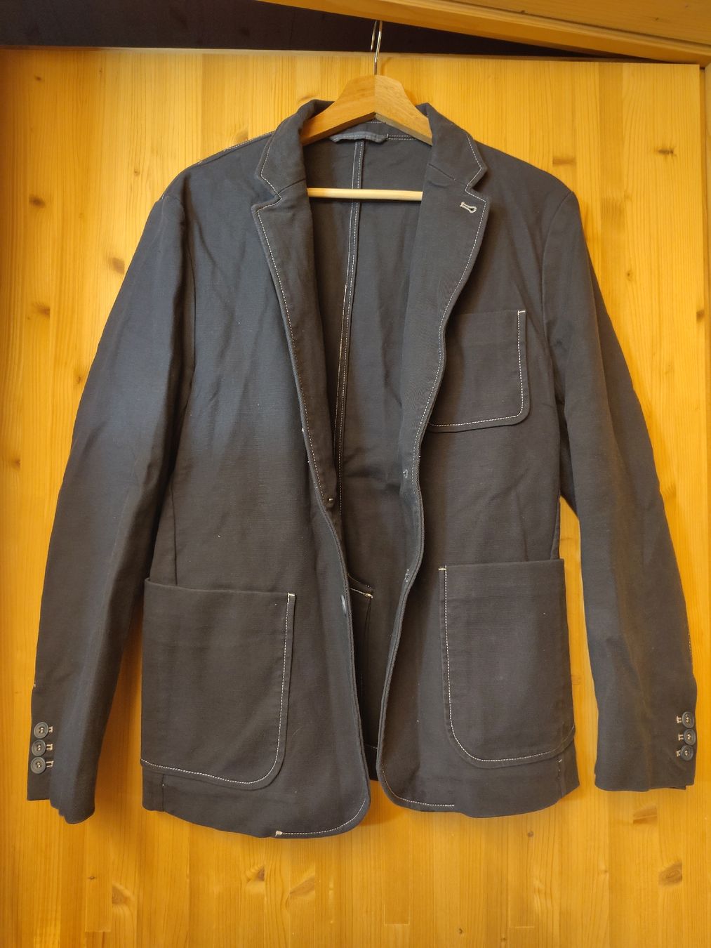 Cos Giacche: COS Jacke – Usato da Zürich venduto da aurelie.99