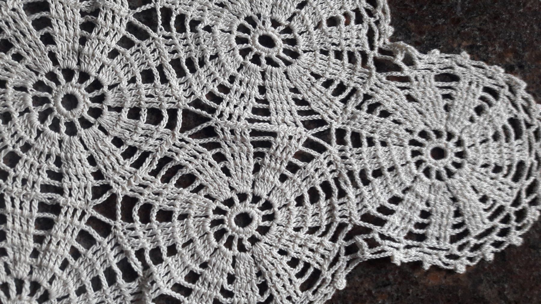 Coperte: Tischdecke – Usato da Brugg AG venduto da Mashaba 3