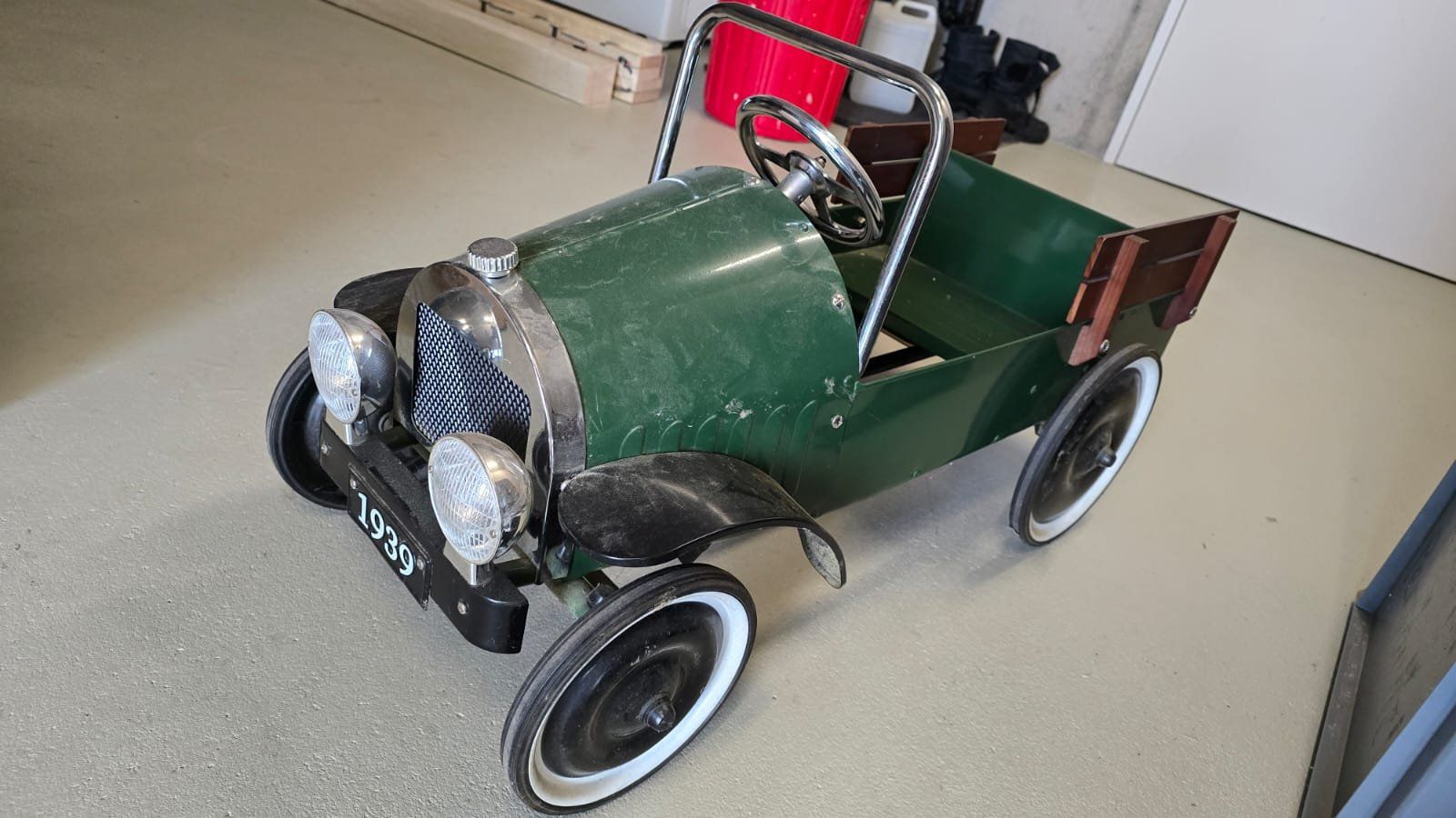 Veicoli per bambini: Tretauto Oldtimer 1939 grün gut erhalten – Usato da Turbenthal venduto da Raschka65
