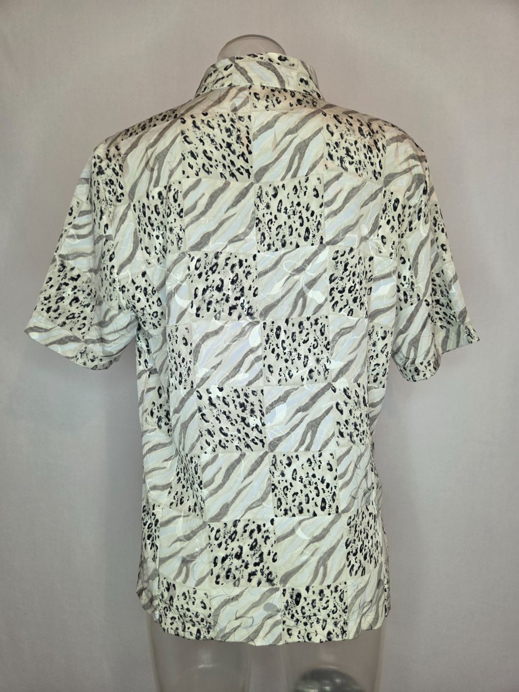 Camicette: 90er Bluse mit Animalprint - M/L – Usato da Bern venduto da -Aniko- 2