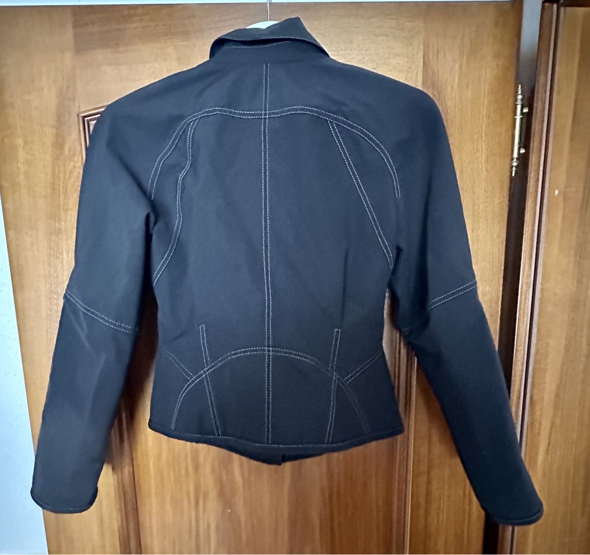 Giacche: Marc Cain Übergangsjacke Grösse N1 schwarz – Usato da Menziken venduto da cla_8qfq 3