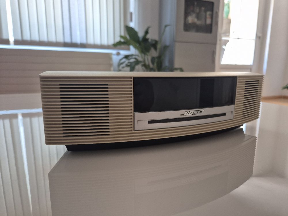 Bose Wave Music System Model AWRCC4 (Gebraucht) in Basel für CHF 150 - mit Lieferung auf