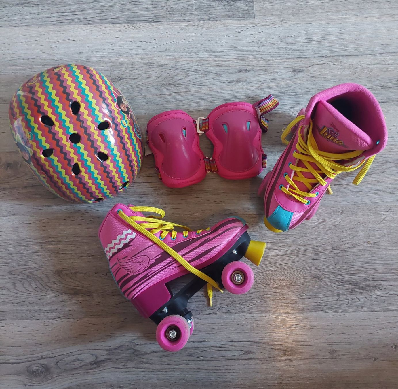 Pattini in linea & Pattini a rotelle: Rollschuhe 36/37 – Usato da Melchnau venduto da kuefftwin