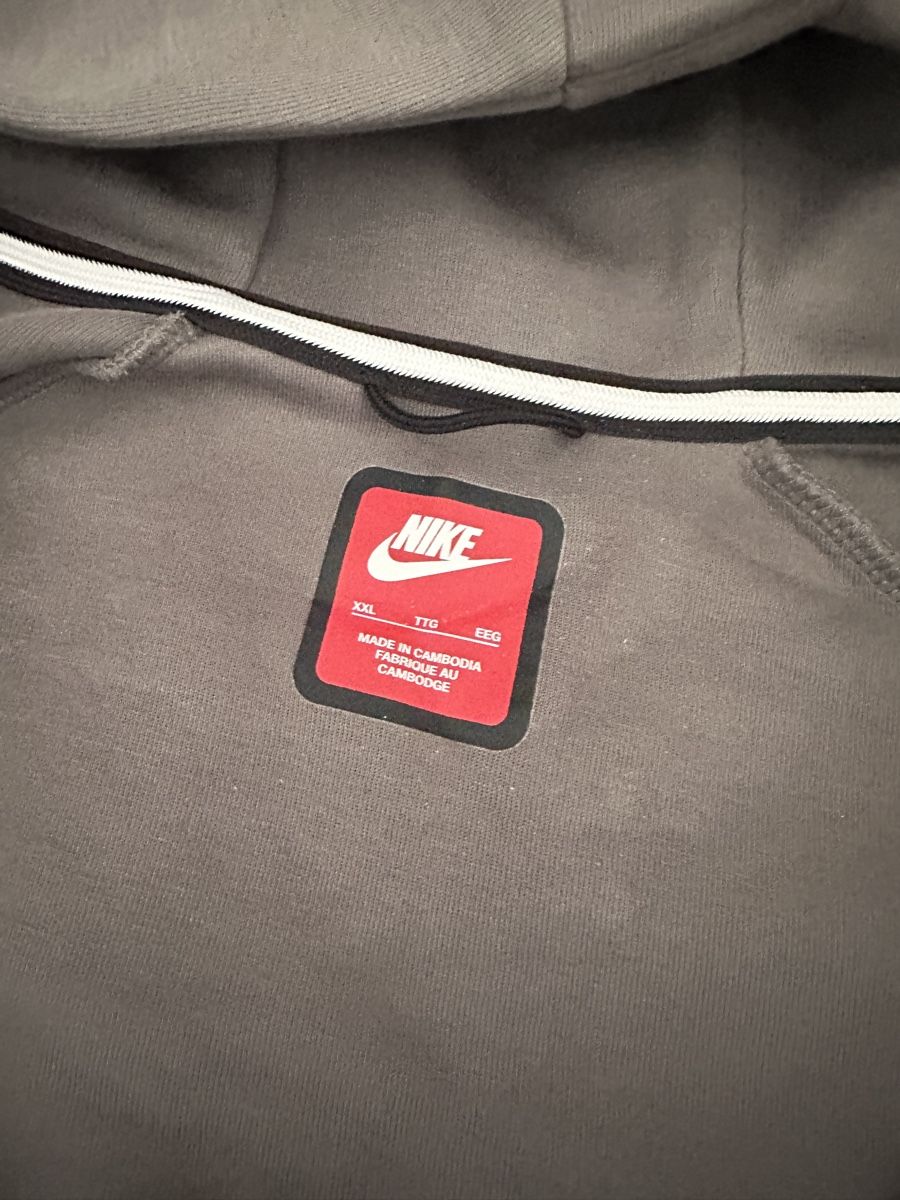 Giacche: Nike Tech fleece serie 2024/25 – Nuovo (secondo la descrizione) da Riggisberg venduto da Gs13_pn7srt 1