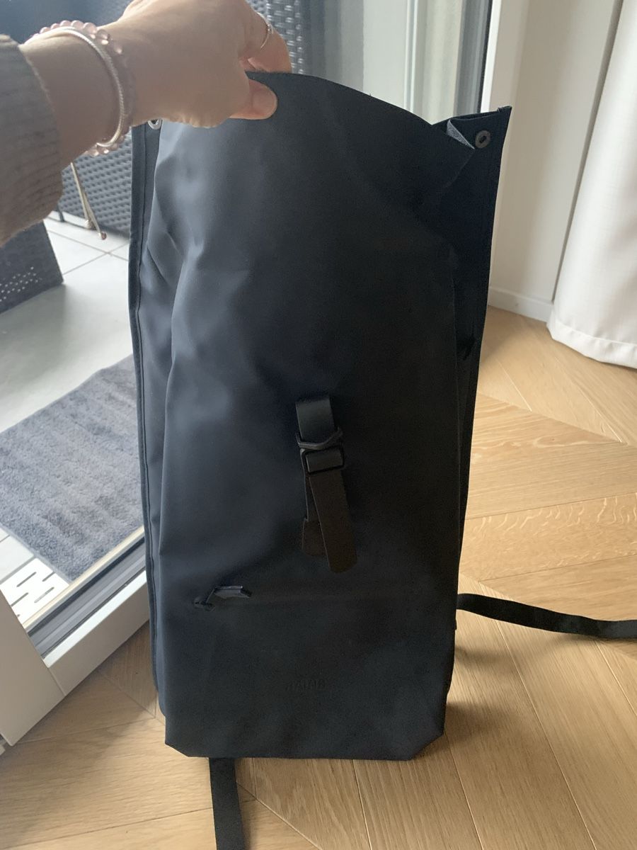 Rains Zaini: RAINS Rolltop Rucksack (NEW) – Nuovo e nell'imballaggio originale da Zürich venduto da Angela_Fashion_Lover 4