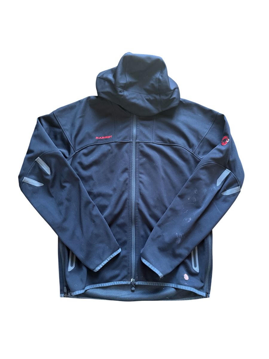 Mammut Vestes: Veste Mammut softshell capuche taille L noire – D'occasion à Baulmes par resel_.tm