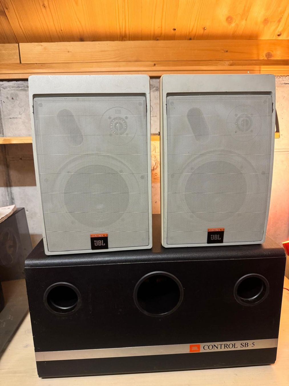 JBL Casse acustiche: JBL 2 x Control 5 Monitore + Subwoofer SB 5 – Usato da Gattikon venduto da Hermy3030
