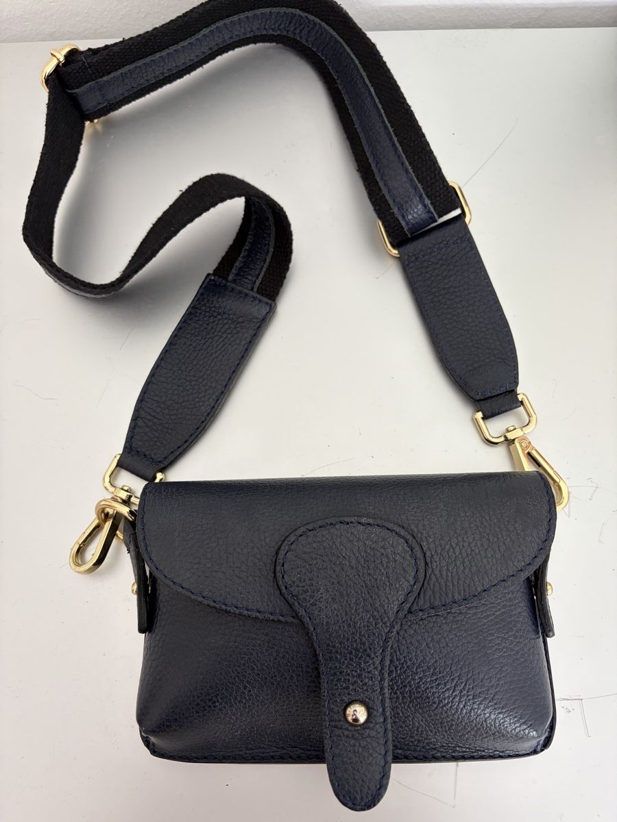 Borse da donna: Ledertasche dunkelblau – Usato da Luzern venduto da THINGS-11