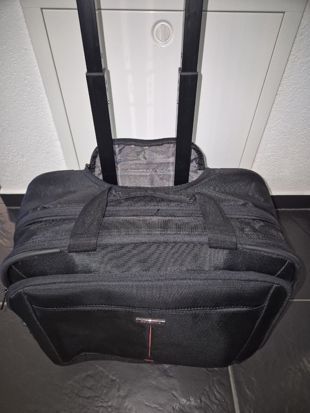 Samsonite Valigie: Samsonite Business Rollkoffer ein Mal gebraucht – Nuovo (secondo la descrizione) da Rothrist venduto da ner_27ct 1