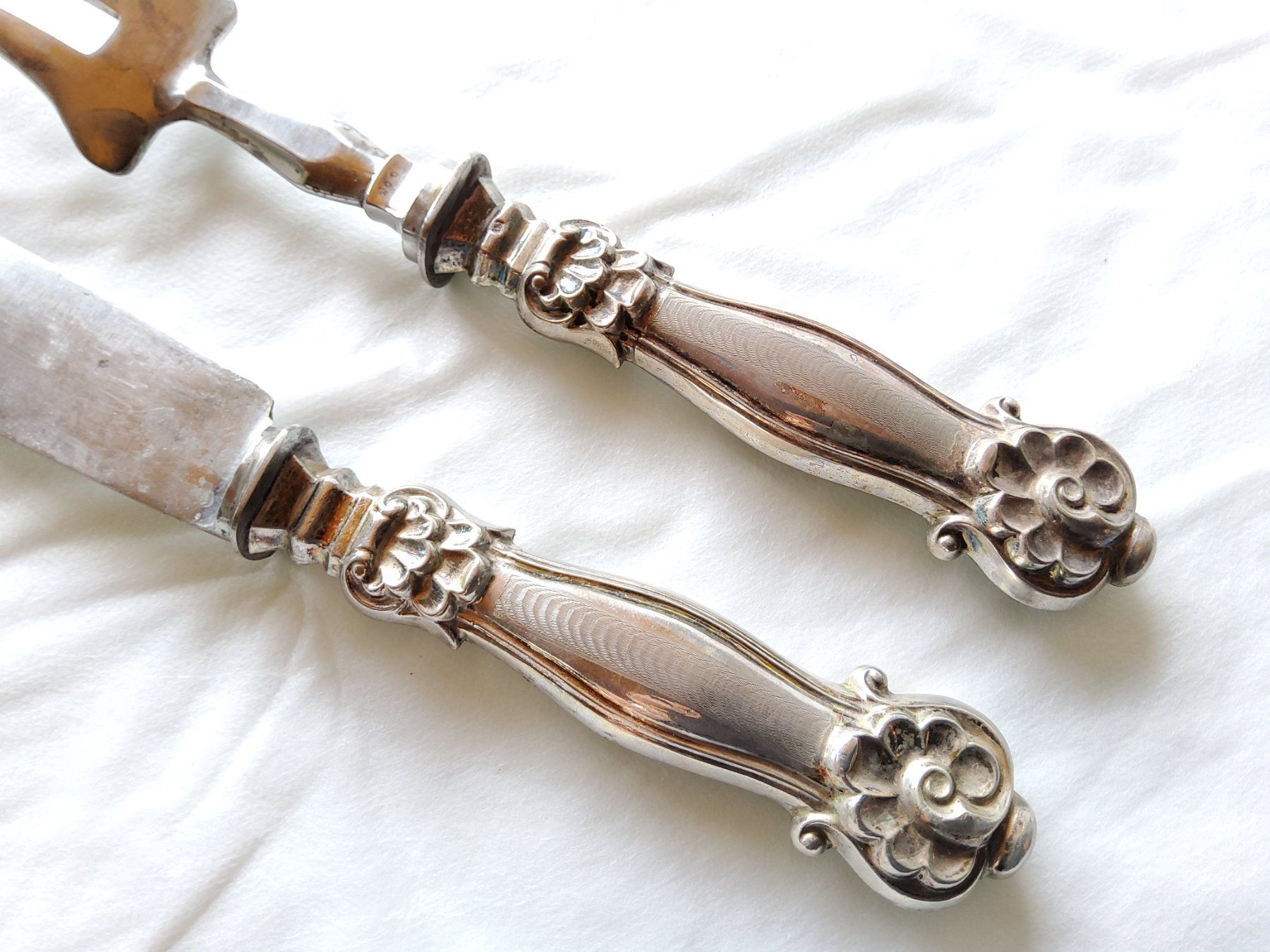 Set di posate: Coffret de deux couverts anciens en argent  – Usato da Malleray venduto da Broc-Mo 5