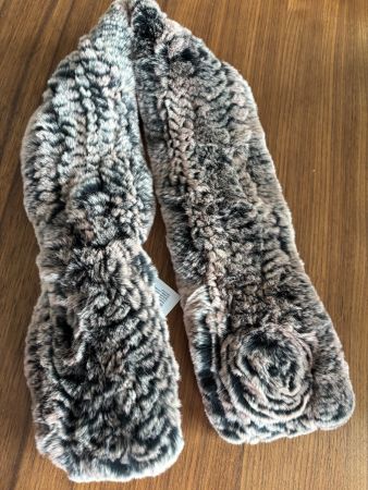 Pelz Schal, NEU, Rex-Kaninchen, schwarz/rosa