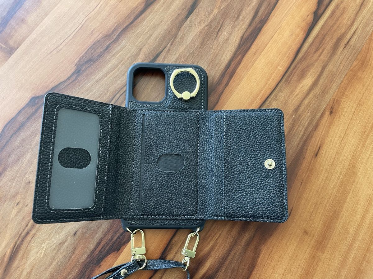 Covers & Schutzfolien: iPhone 12 K-Leder Hülle mit Münz- & Kartenfach + Fingergriff – Gebraucht aus Wil SG von piranha8302 1
