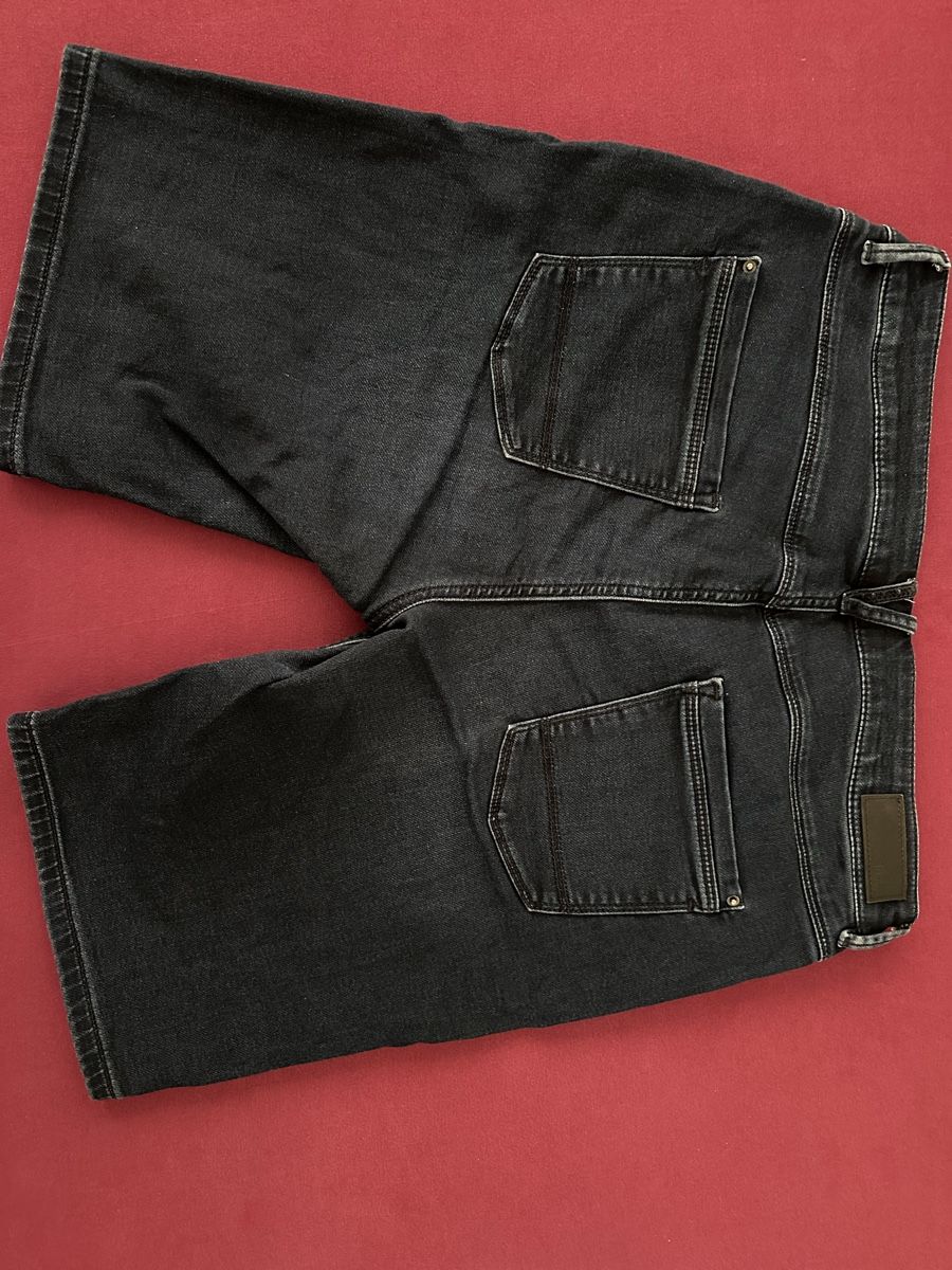 Esprit Pantaloni: Jeansshorts von Esprit  – Usato da Wohlenschwil venduto da Richard2011 3
