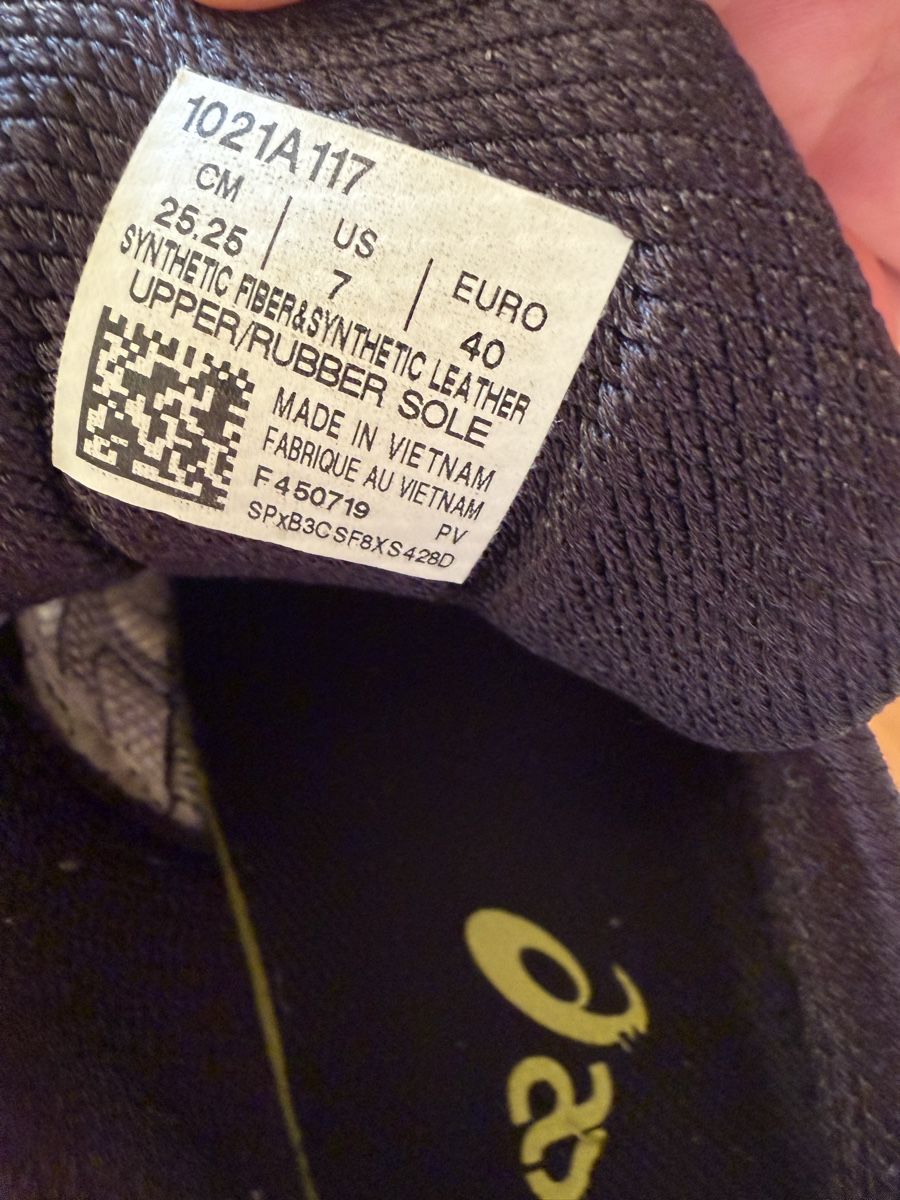 Scarpe da uomo: Asics Gel-Kinsei Laufschuhe, Gr. 40. – Usato da Birsfelden venduto da susina1 2