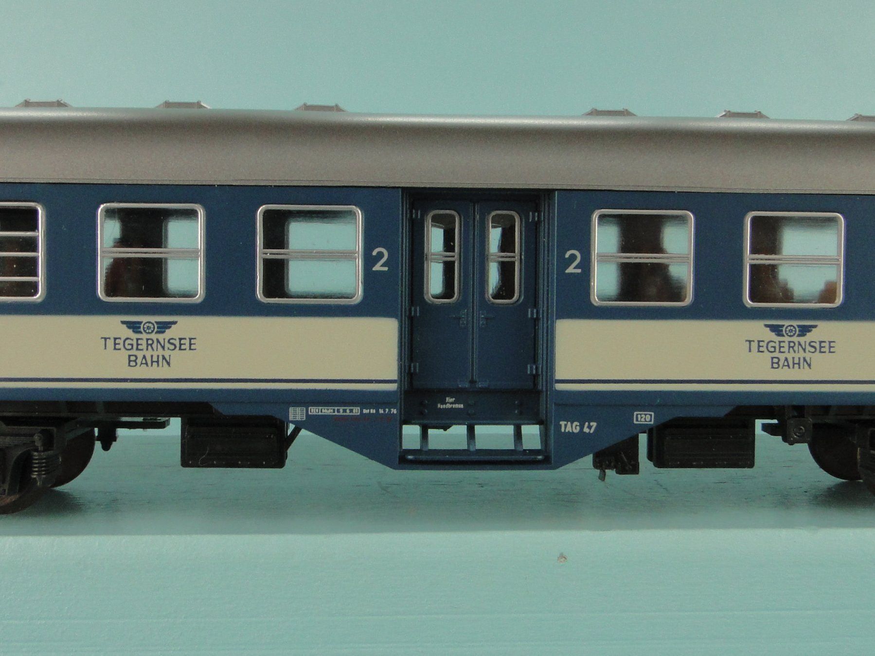 Roco Modelleisenbahnen: Roco 2 Kl. Tegernsee Bahn, AC, Licht – Gebraucht aus Bülach von cann11 6