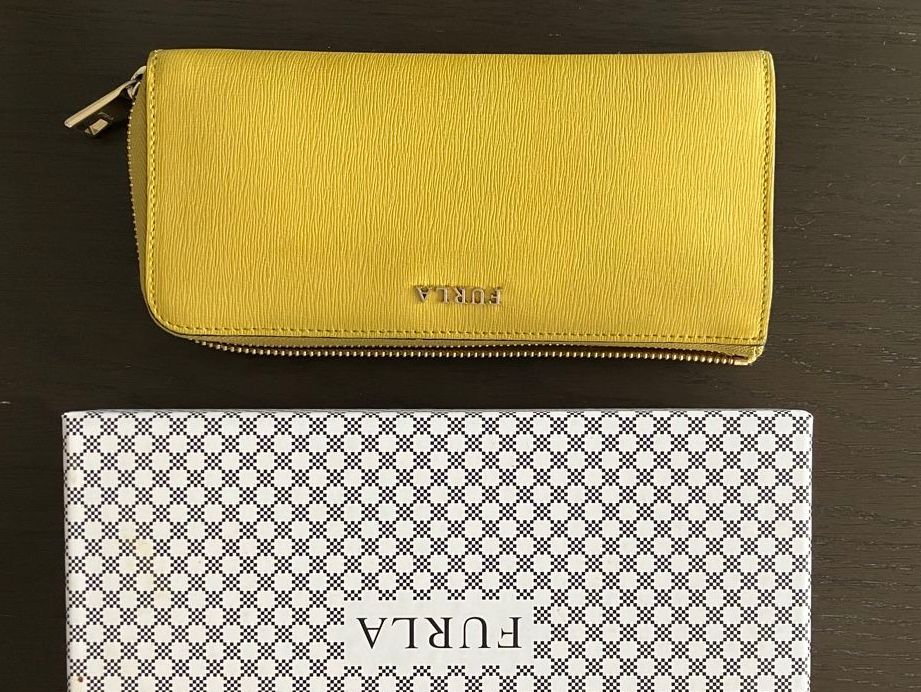 Furla Portemonnaies: Furla yellow wallet – D'occasion à Dübendorf par ful_572w