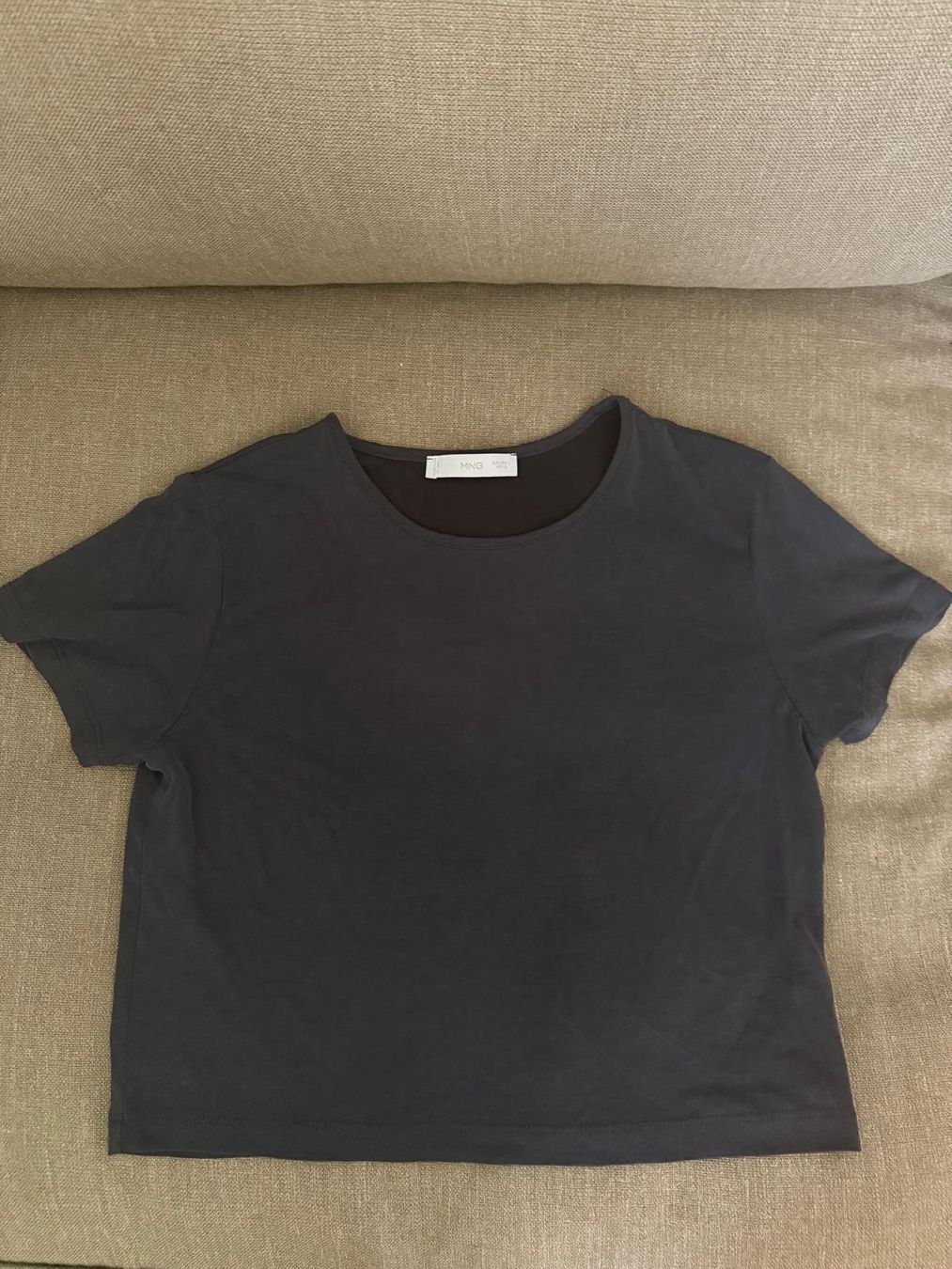 Mango T-shirt: MANGO cropped Shirt schwarzblau Grösse L – Usato da Neunkirch venduto da Ursi7