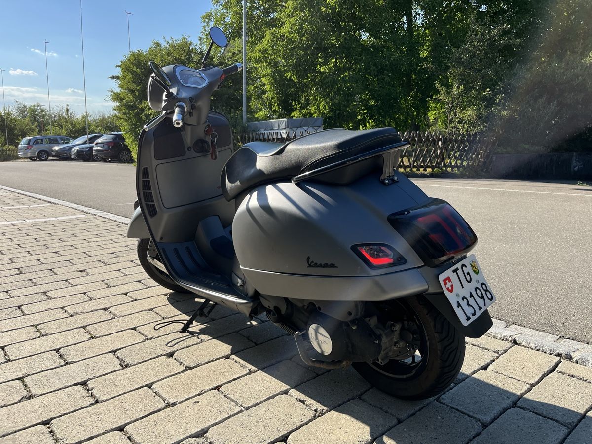 Vespa Scooter: Vespa 300 GTS Super Sport – Difettoso da weinfelden venduto da racer_50 3