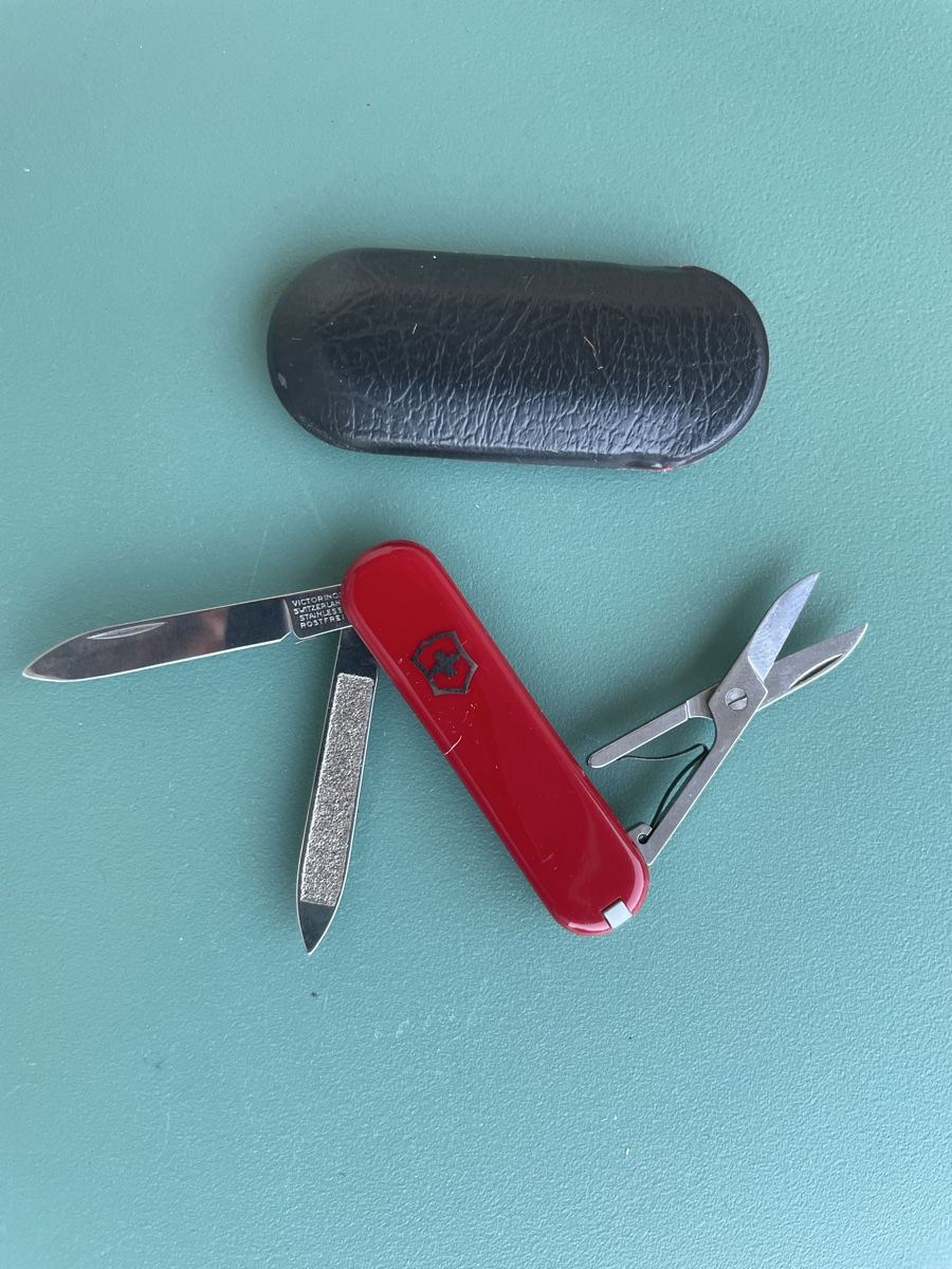 Victorinox Coltelli tascabile: Victorinox classic Sackmesser mint – Usato da Zürich venduto da aut_nr75 1