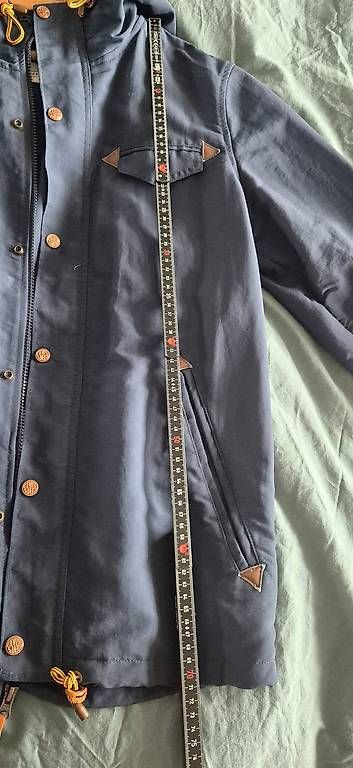 Jacken: Levis Parka Jacke – Gebraucht aus Fällanden von luc_fw55 1