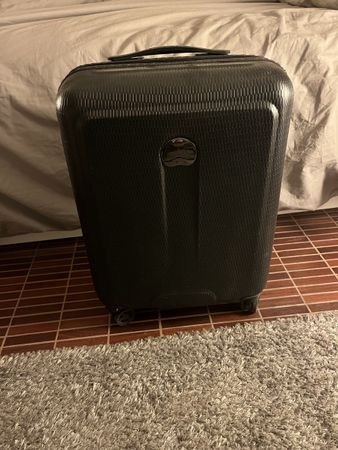 Delsey trolley/suitcase