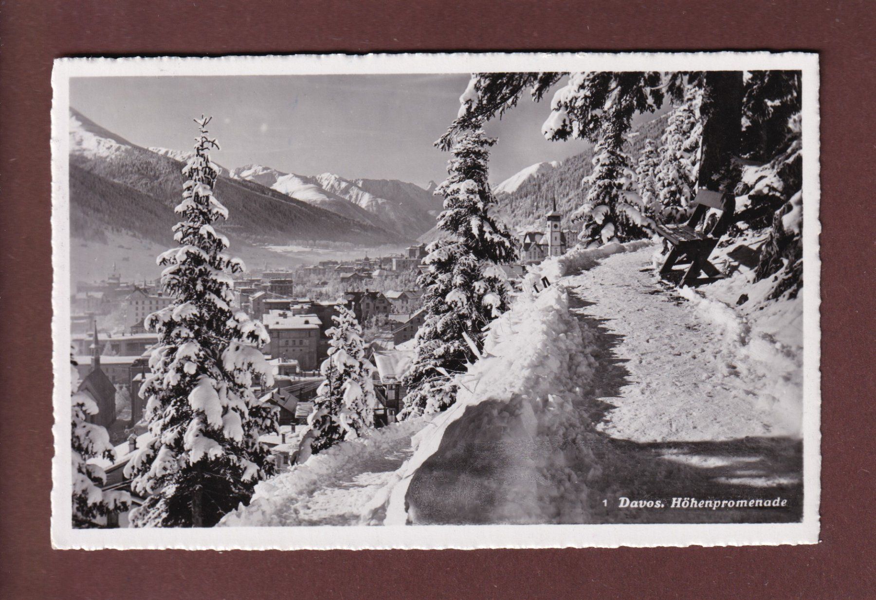 Cartoline postali: DAVOS - Höhenpromenade - 1947 – Usato da Pully venduto da nicecards