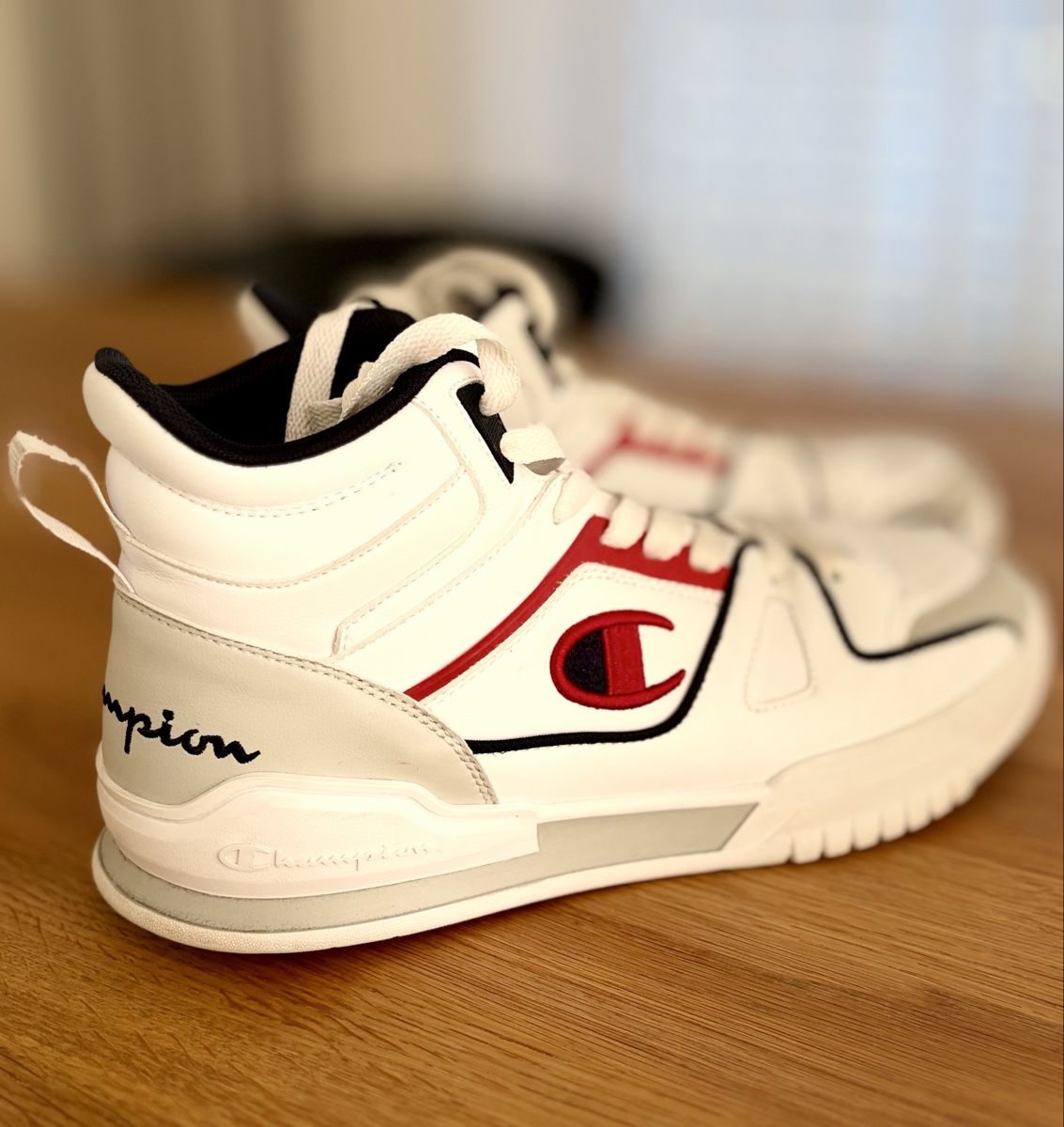 Champion Scarpe da uomo: Turnschuhe Champion Grösse 44  – Usato da Chur venduto da JohnColtrane67 1
