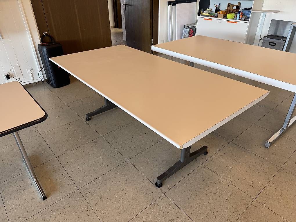 Scrivanie: Bürotisch – Usato da Grafstal venduto da .mitch.