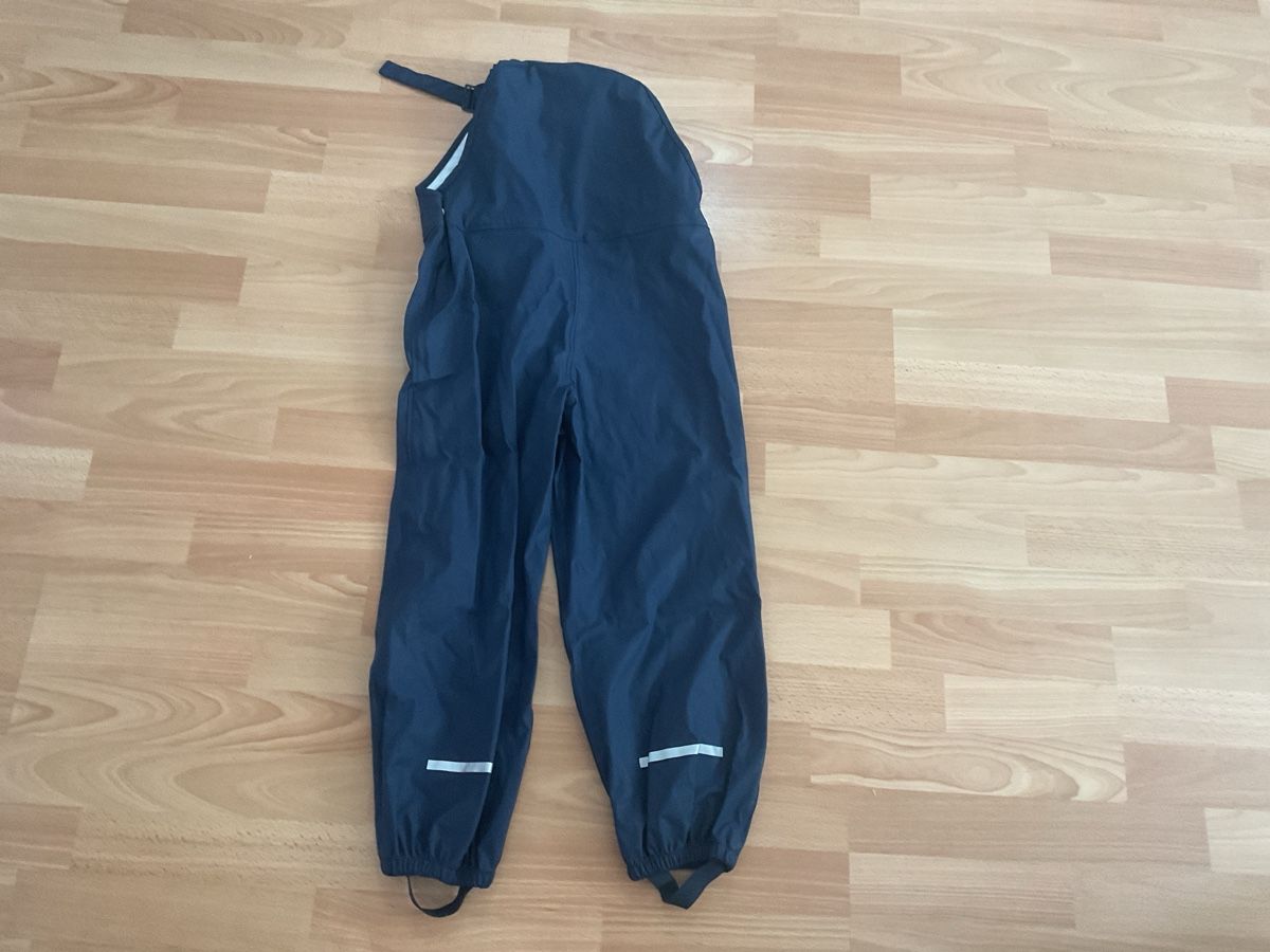 Lotti & Set di vestiti: Sportpaket Gr.128-140 – Usato da Ebikon venduto da Squizi 3