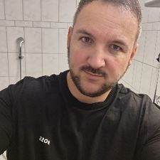 Profile image of Nickelback90