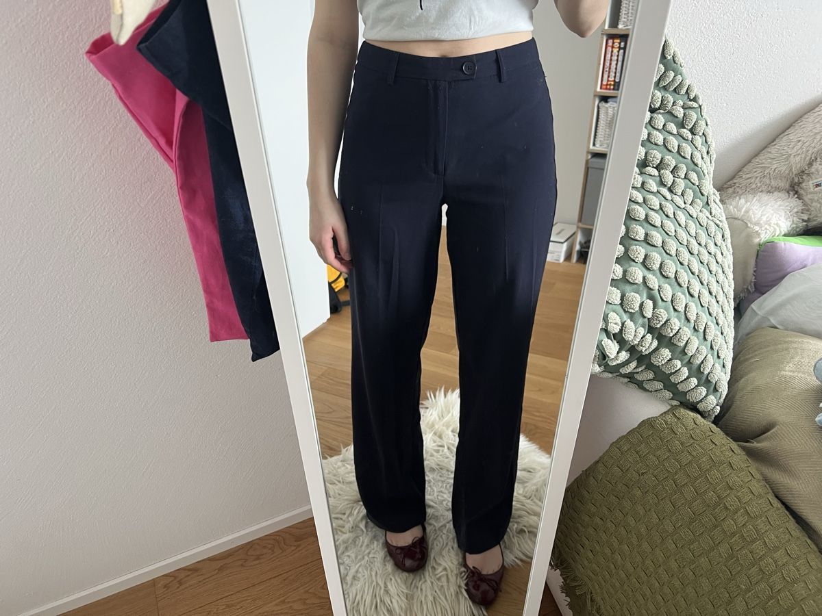 Pantaloni: Blaue Anzugshose – Nuovo (secondo la descrizione) da Frauenfeld venduto da vik_d96k 1