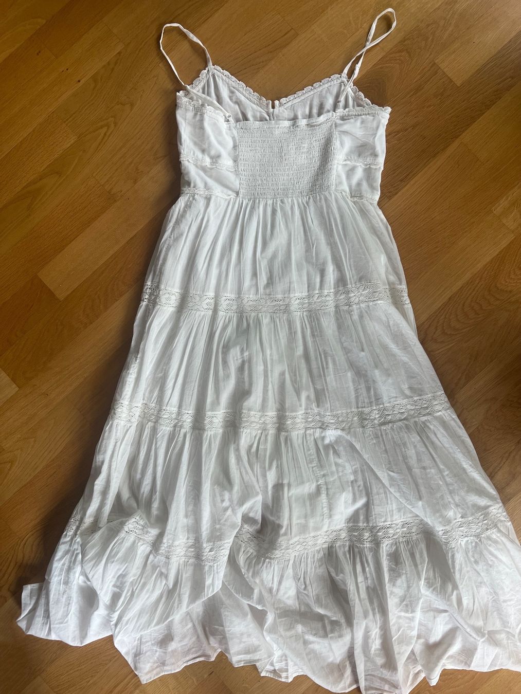 Kleider: Sommerkleid creme-weiss Gr.38 – Neu (gemäss Beschreibung) aus Bern von  2