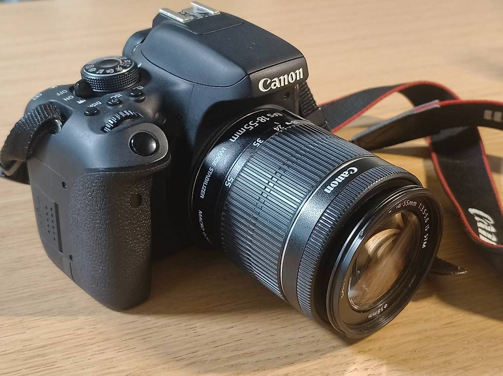 Canon Fotocamera: Canon EOS 750D Set mit EF-S 18-55mm IS STM – Usato da Zürich venduto da DonBodo 3